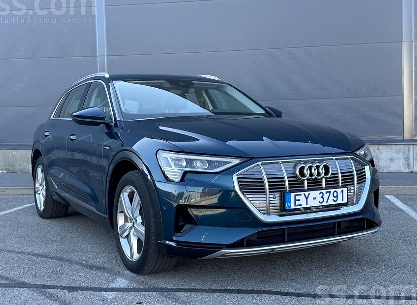 Audi E-tron — foto 5
