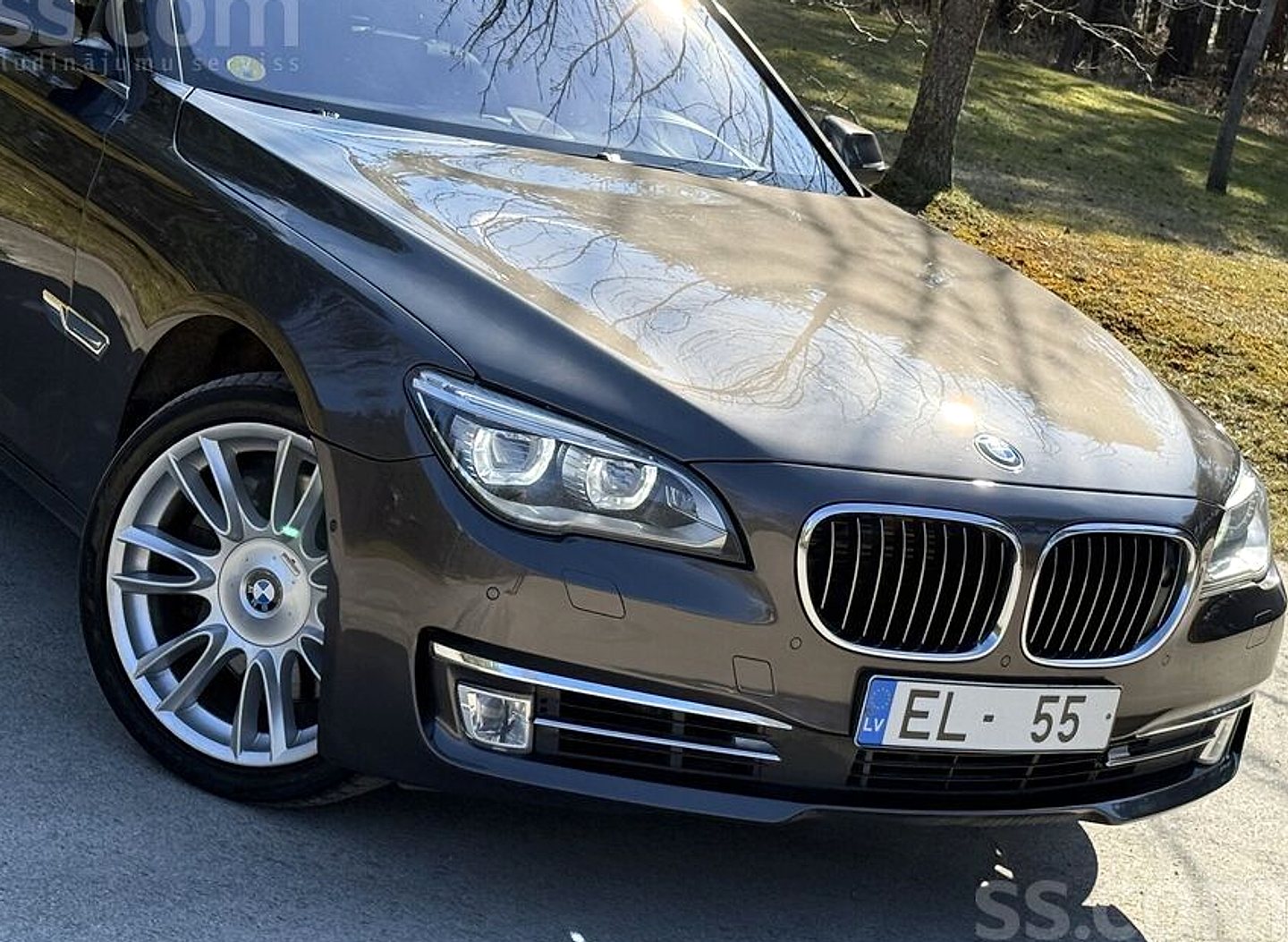 BMW 750 — foto 3