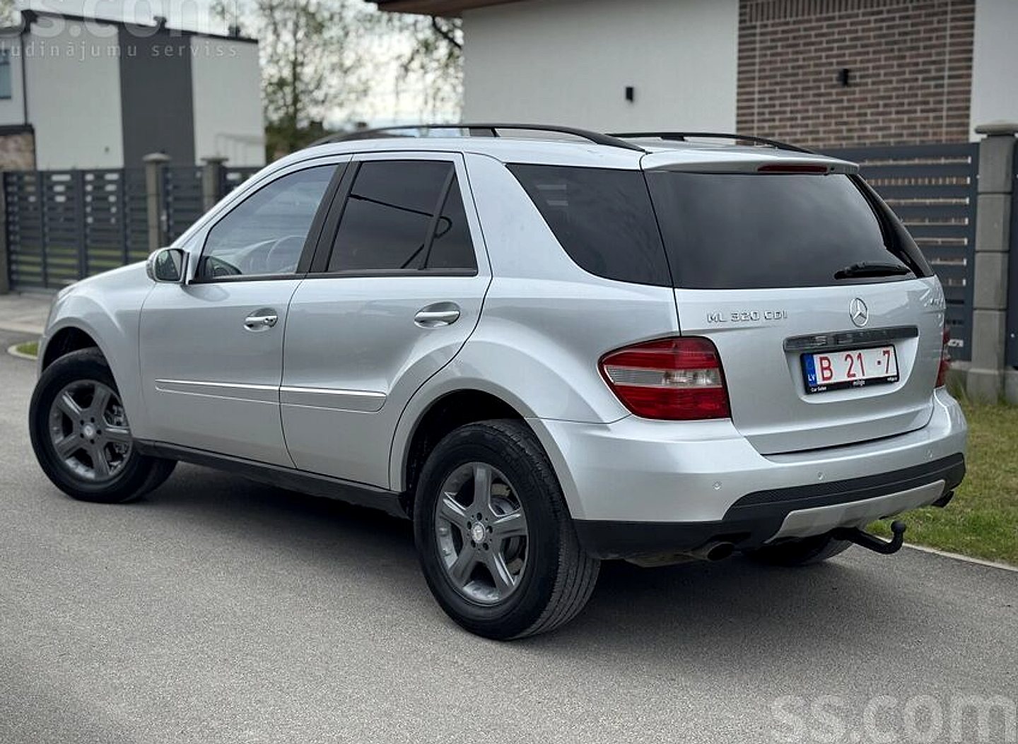 Mercedes-Benz ML320 — foto 2