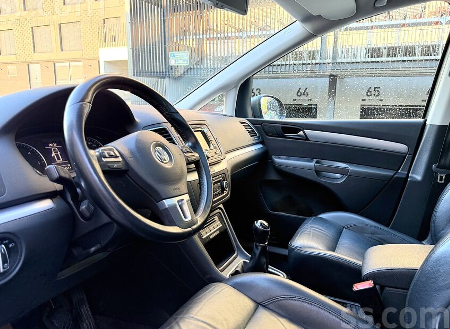 Volkswagen Sharan — foto 3