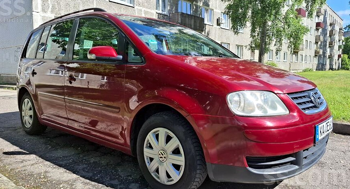 Volkswagen Touran, 2003. gads