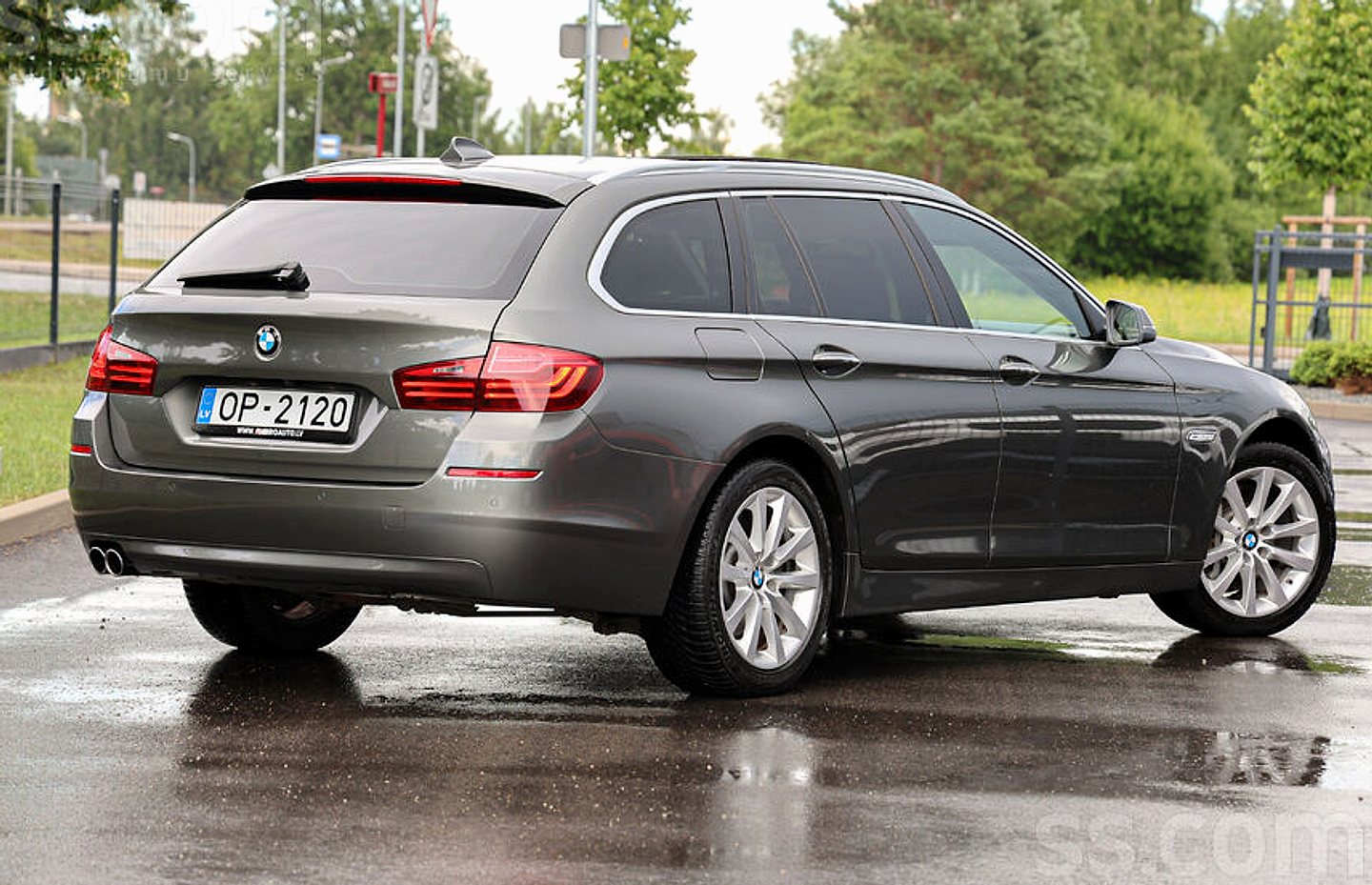 BMW 525 — foto 4