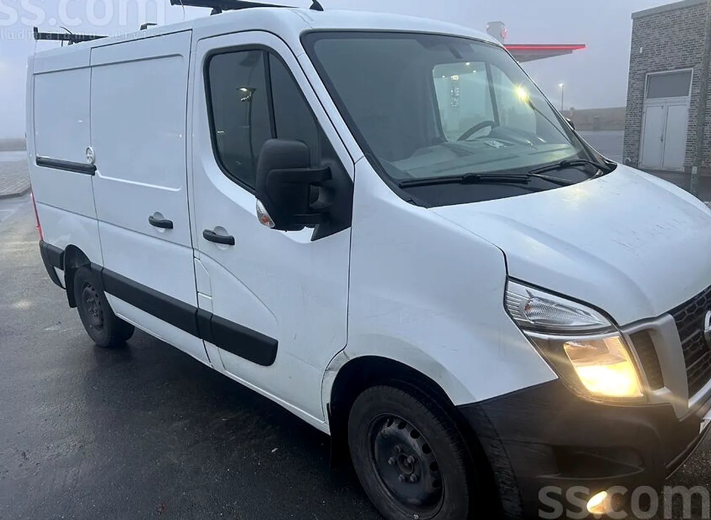 Nissan NV300, 2016. gads