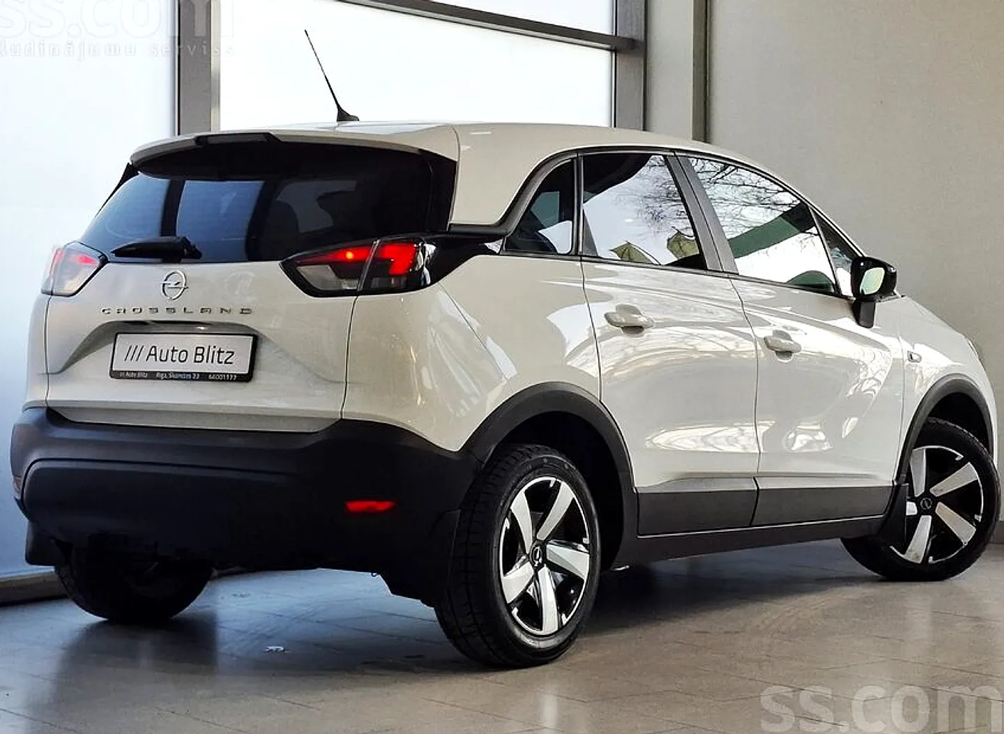 Opel Crossland X — foto 2