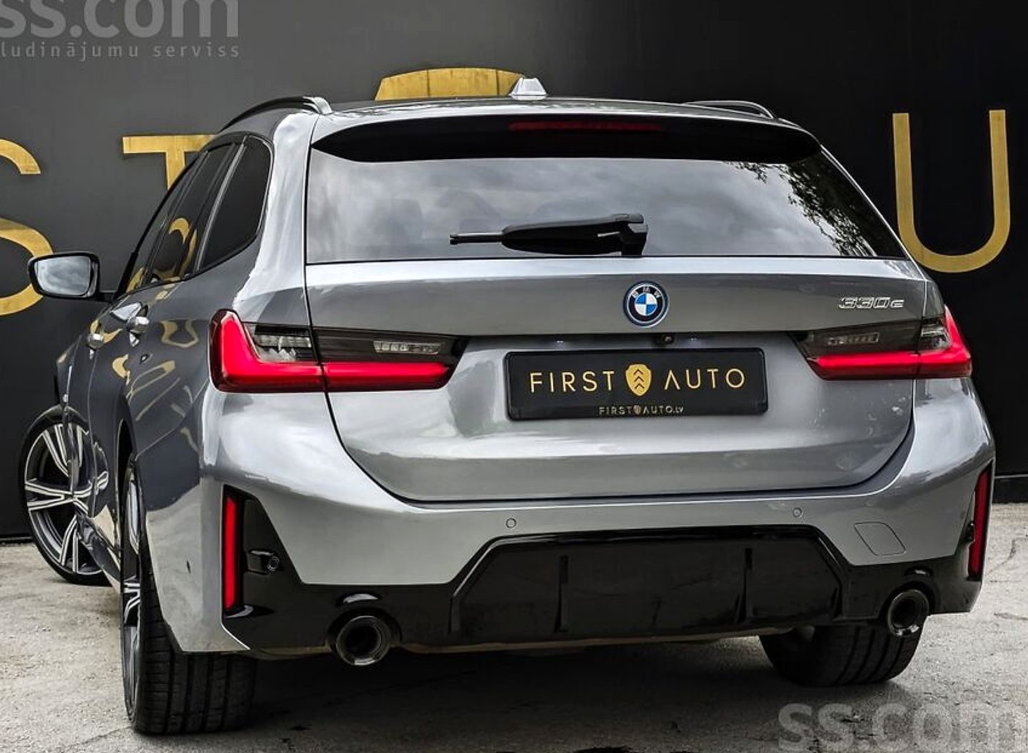 BMW 330 — foto 4