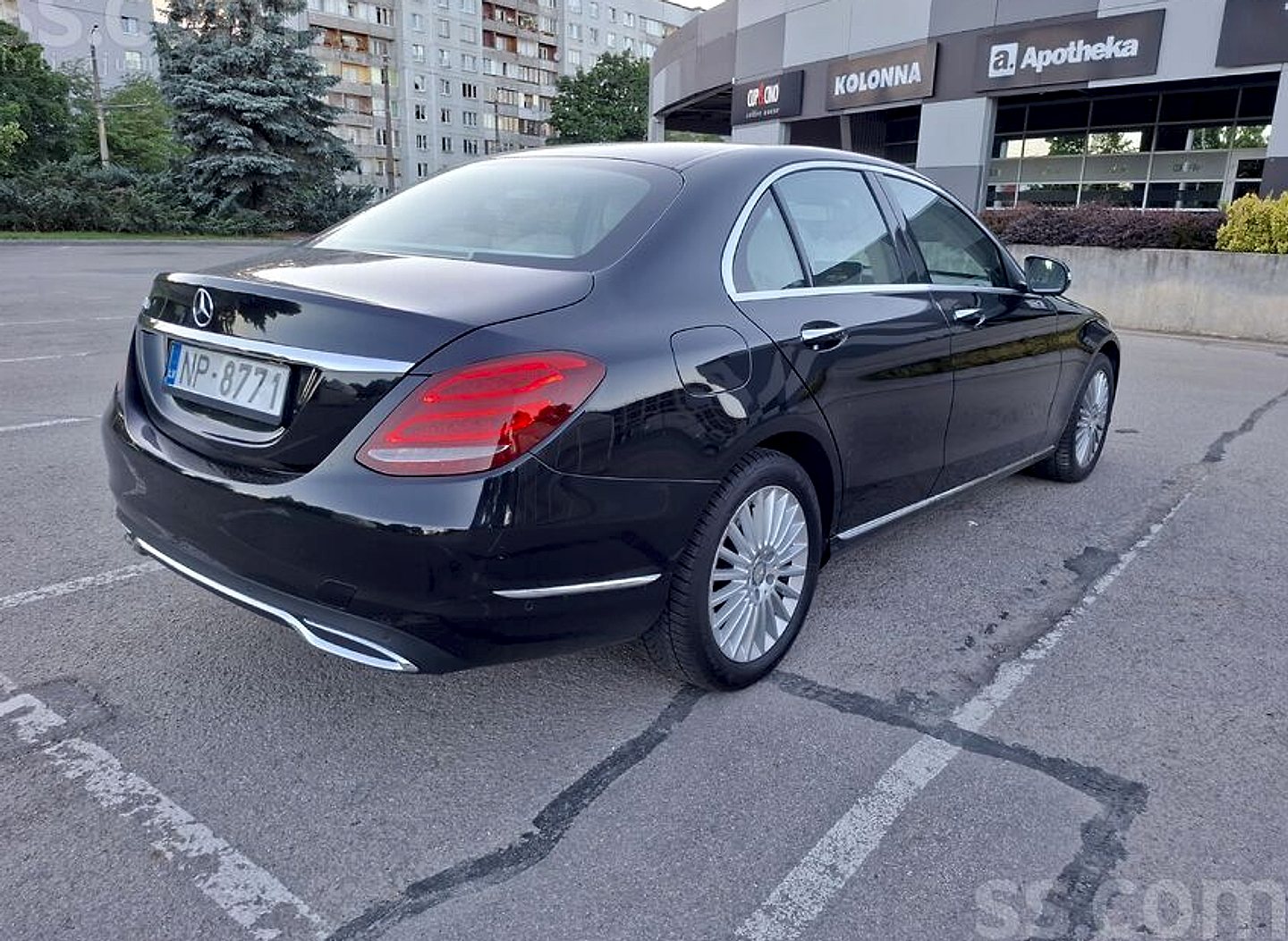 Mercedes-Benz C220 — foto 3