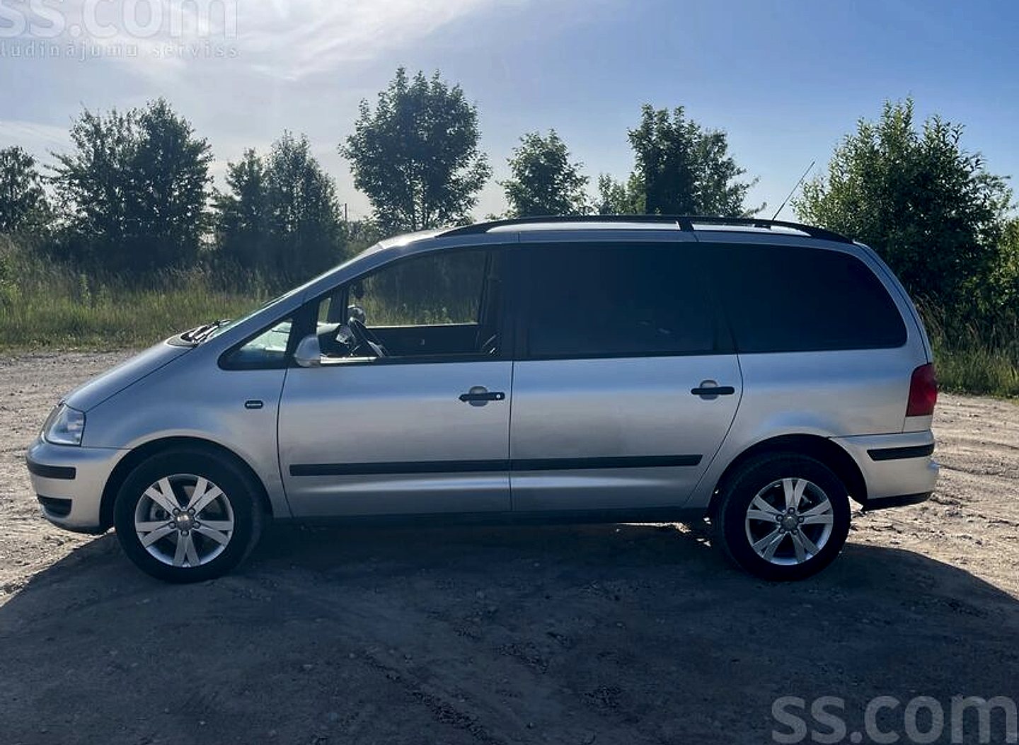 Volkswagen Sharan — foto 4