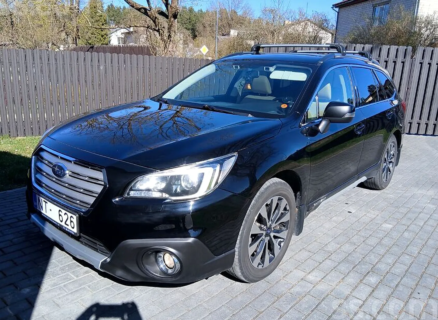 Subaru OUTBACK, 2015. gads