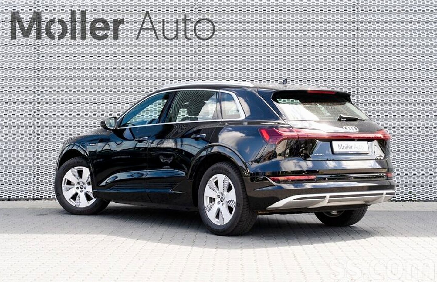 Audi E-tron — foto 3