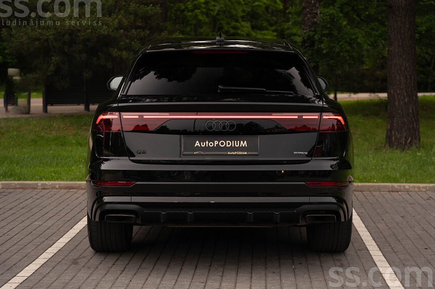 Audi Q8 — foto 5