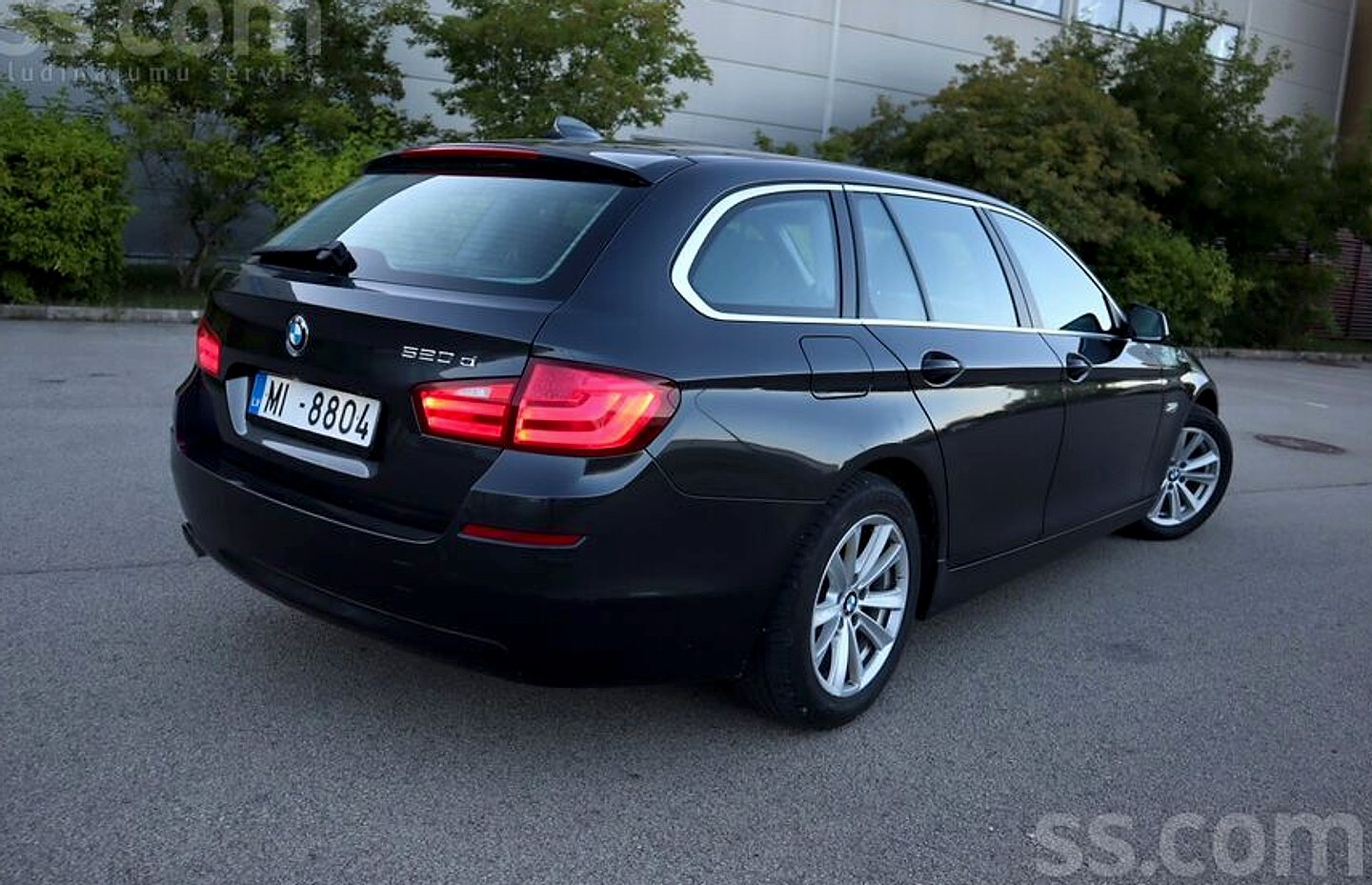 BMW 520 — foto 2