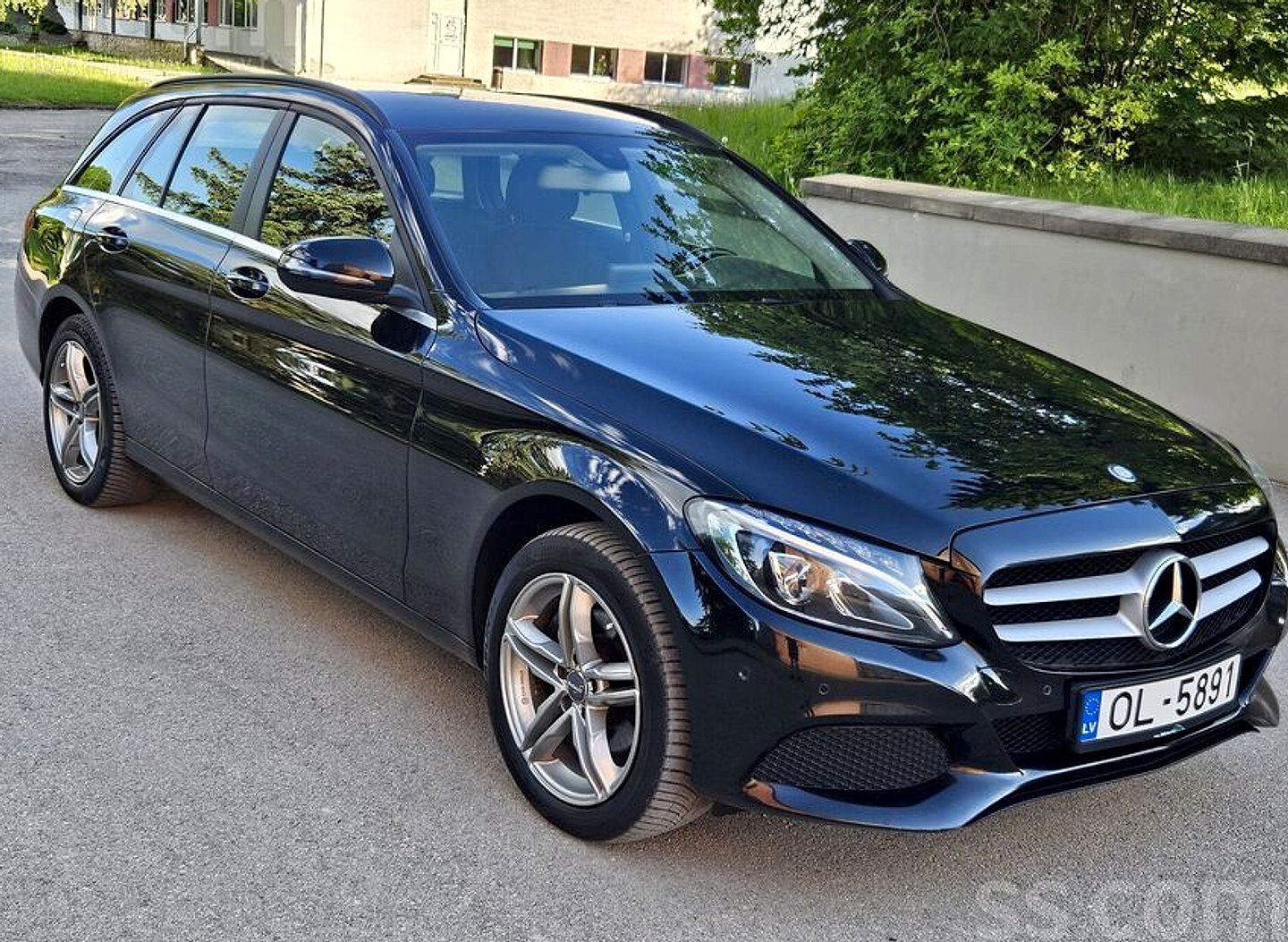 Mercedes-Benz C220 — foto 2