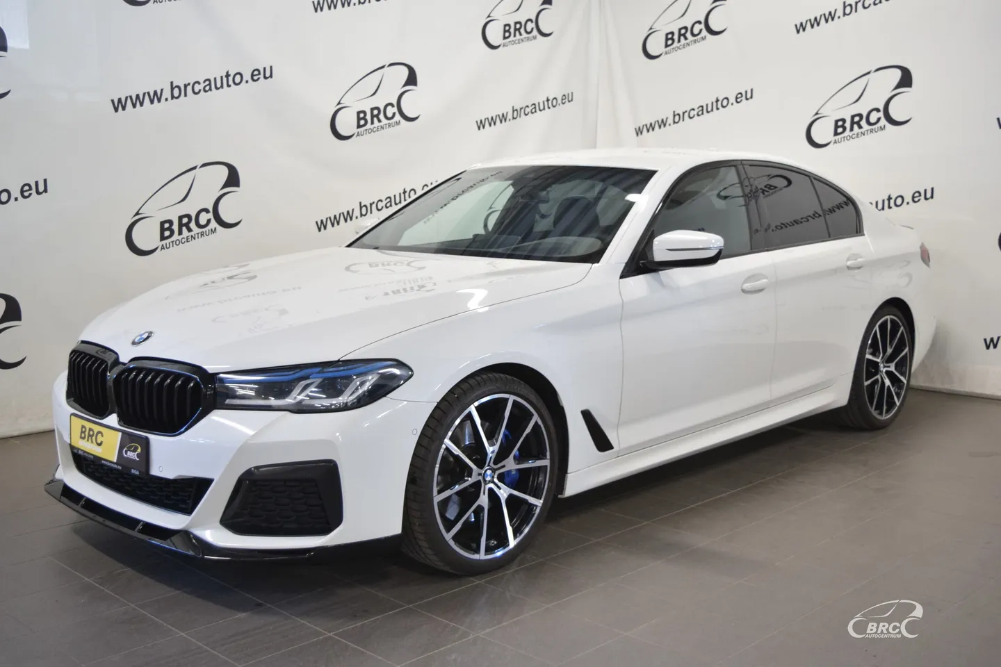 BMW 520, 2023. gads