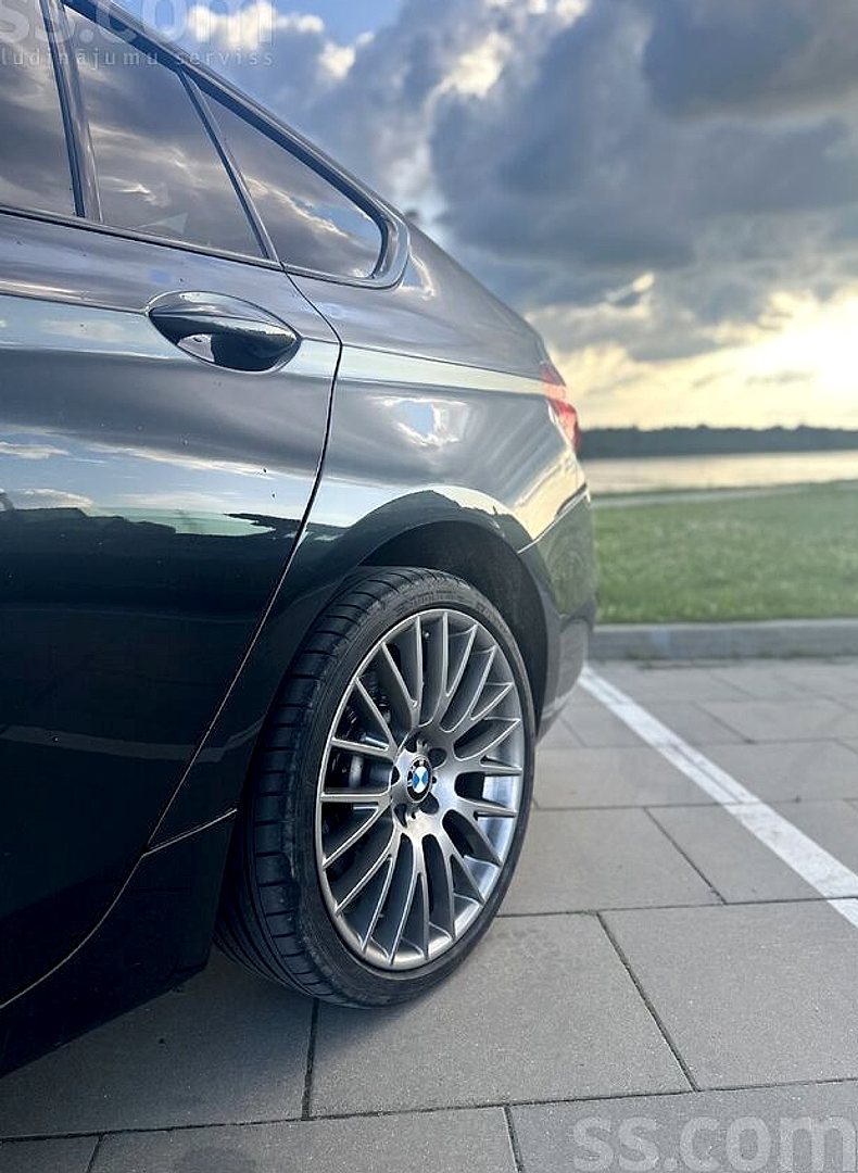BMW 530 — foto 4
