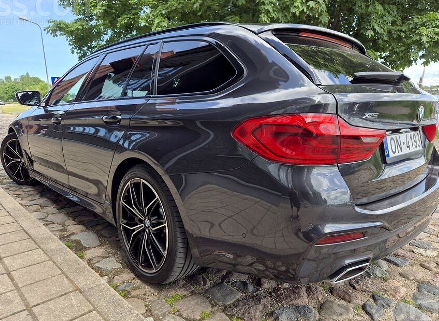 BMW 520 — foto 3