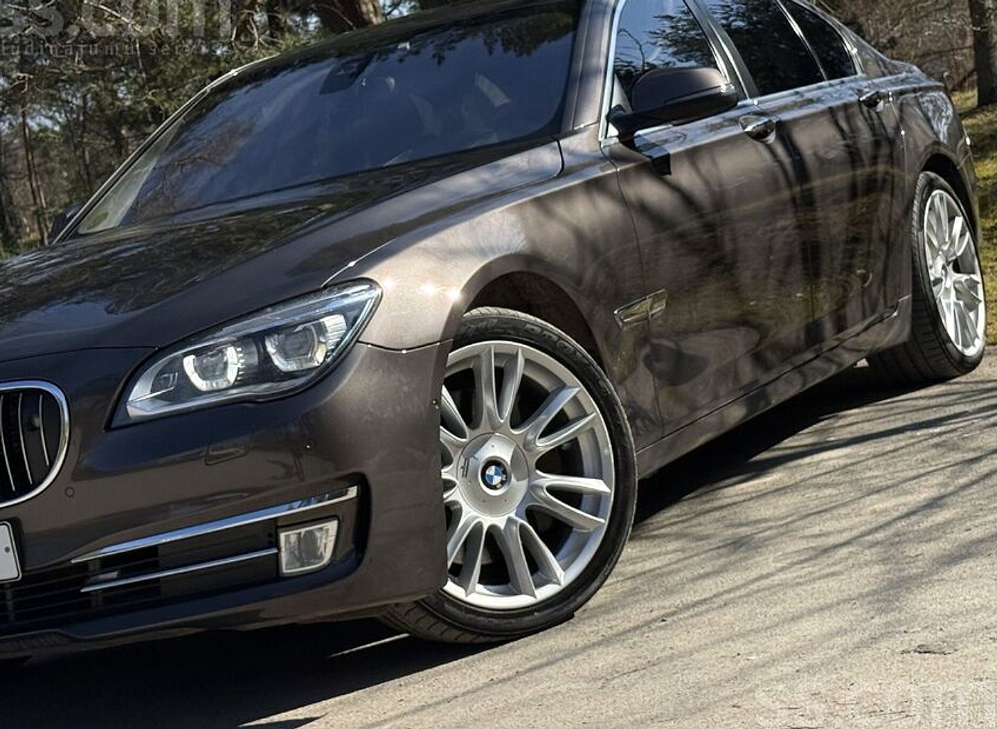 BMW 750 — foto 4