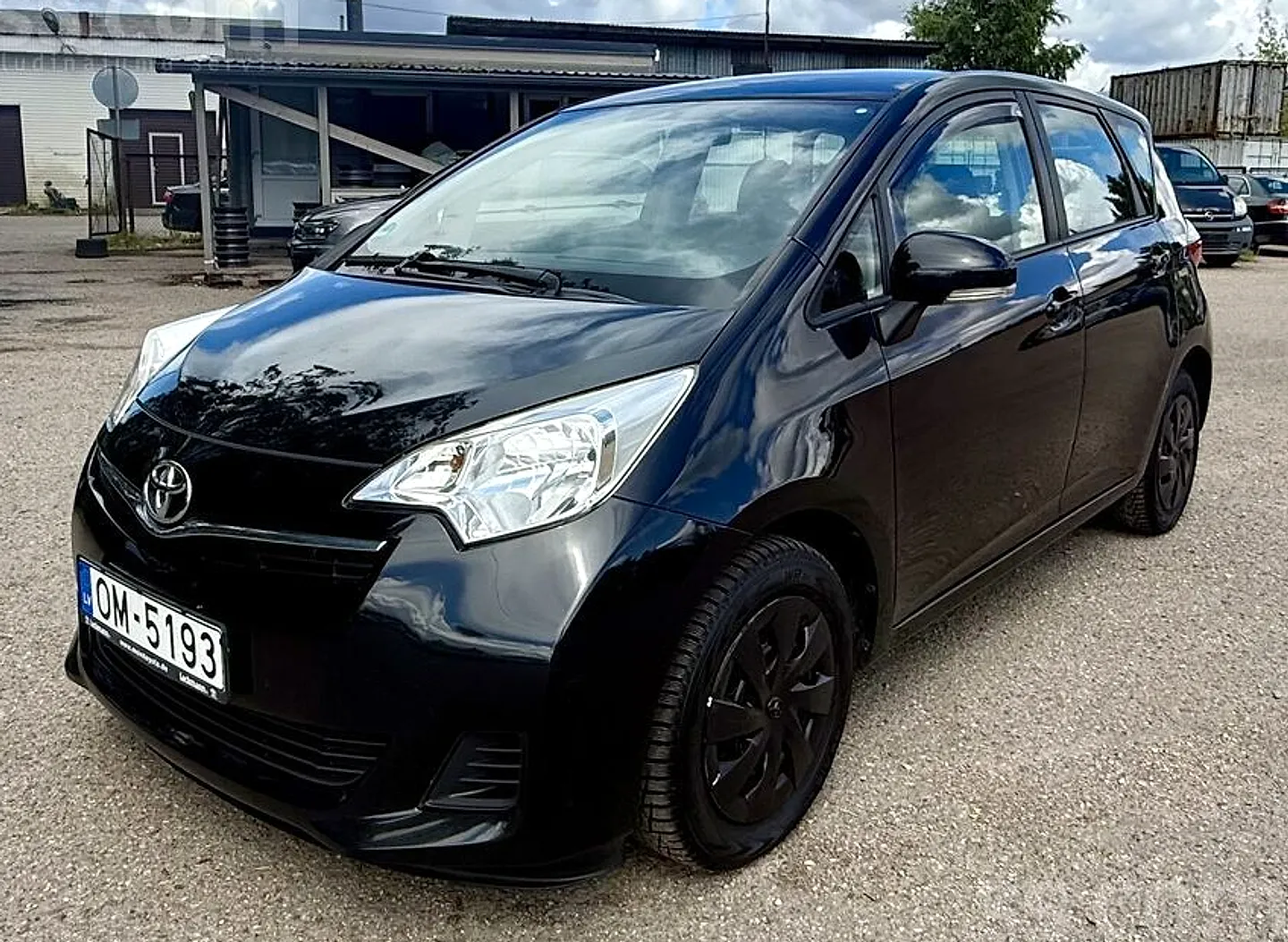 Toyota Verso-S, 2012. gads