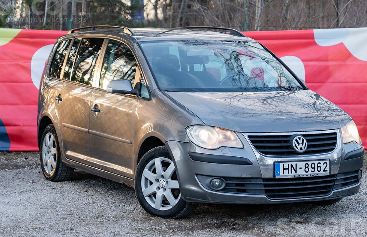 Volkswagen Touran — foto 2