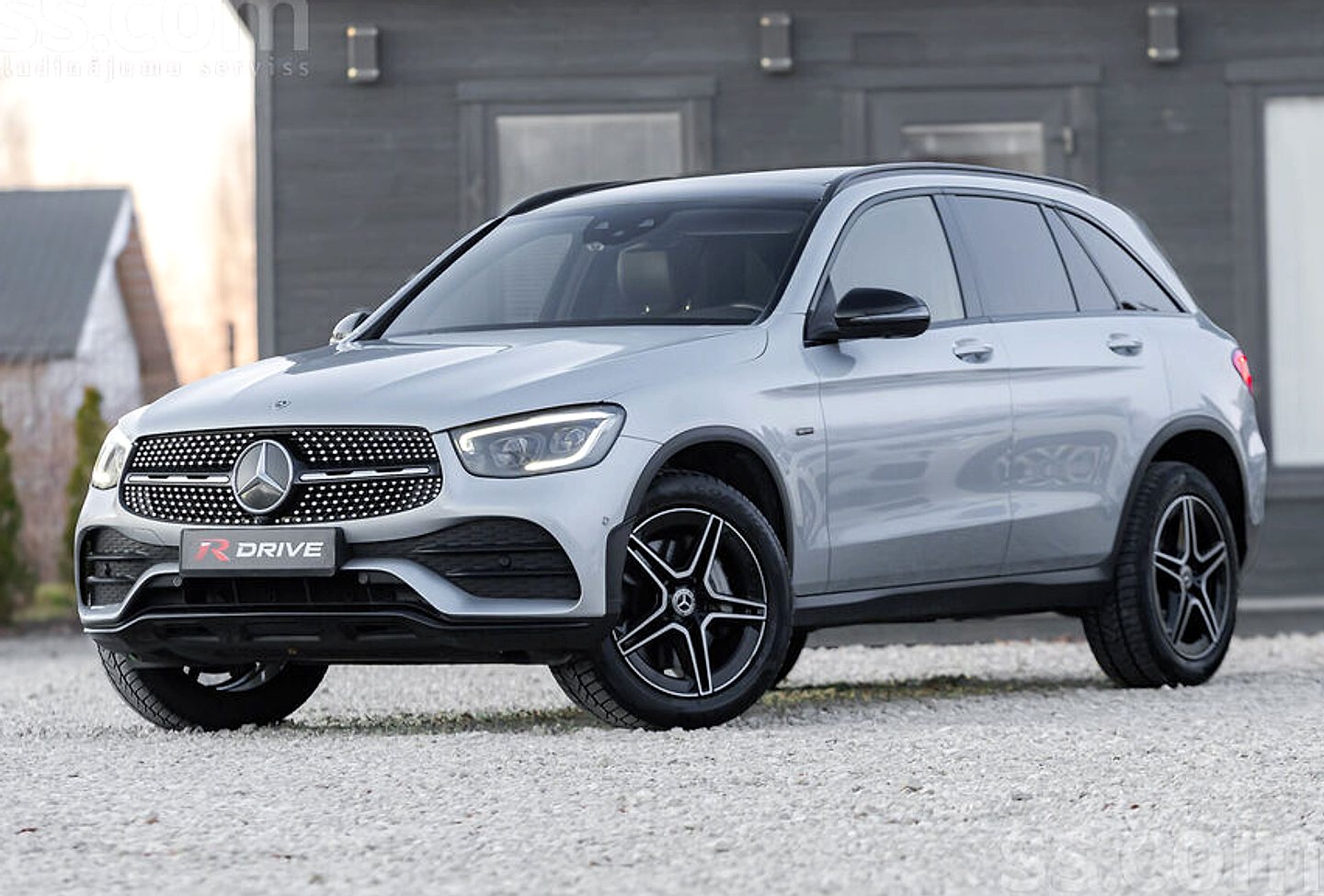 Mercedes-Benz GLC 300 — foto 3