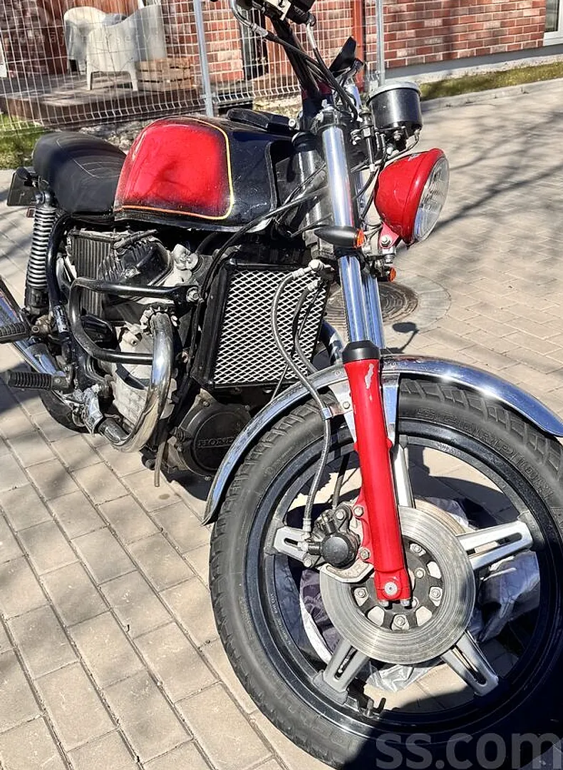 Honda Cx500, 1981. gads