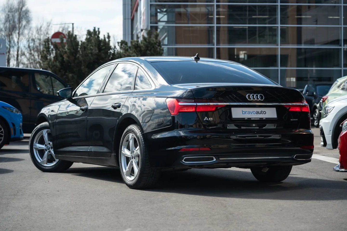 Audi A6 LIMOUSINE — foto 4