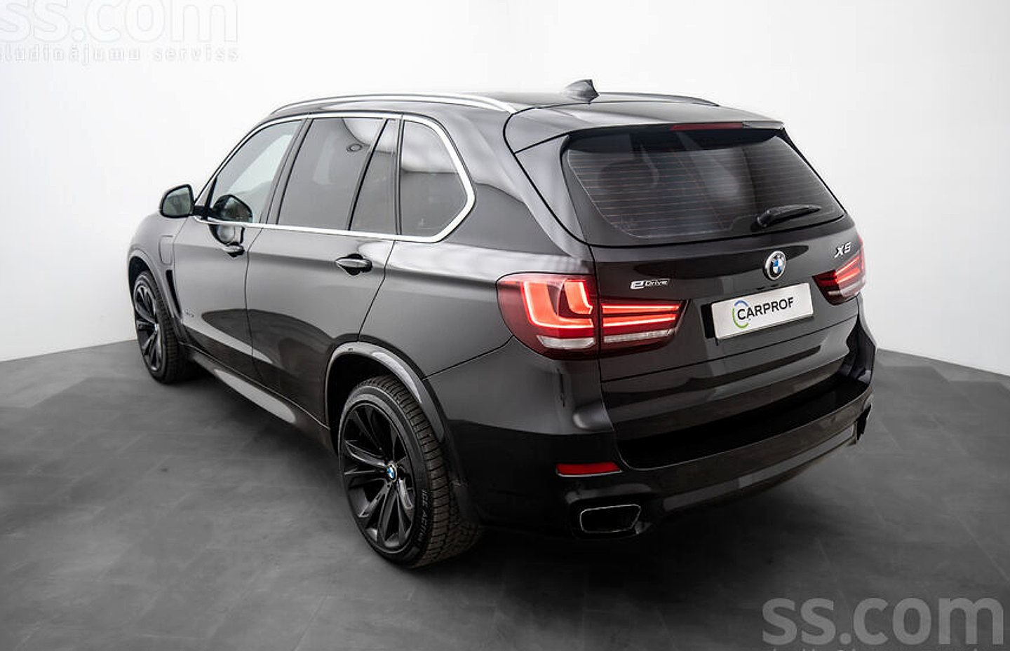 BMW X5 — foto 6