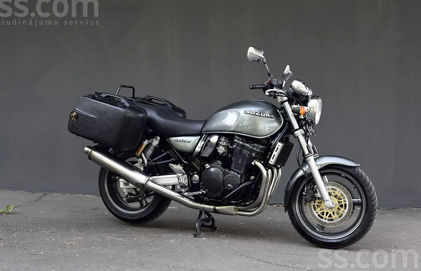 Suzuki Gsx750 Inazuma, 2000. gads