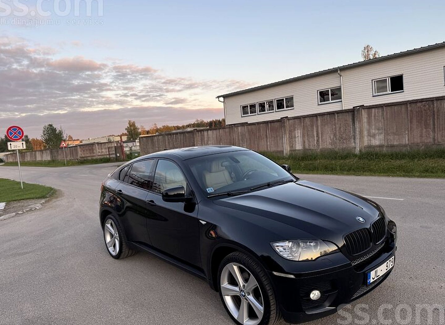 BMW X6 — foto 5