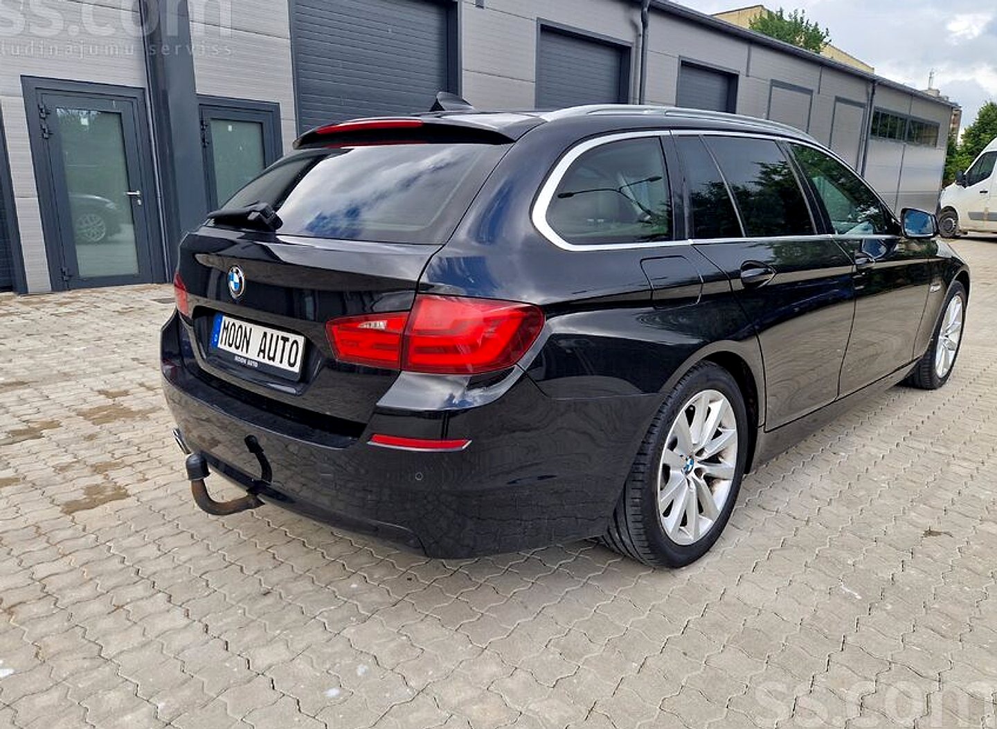 BMW 520 — foto 4