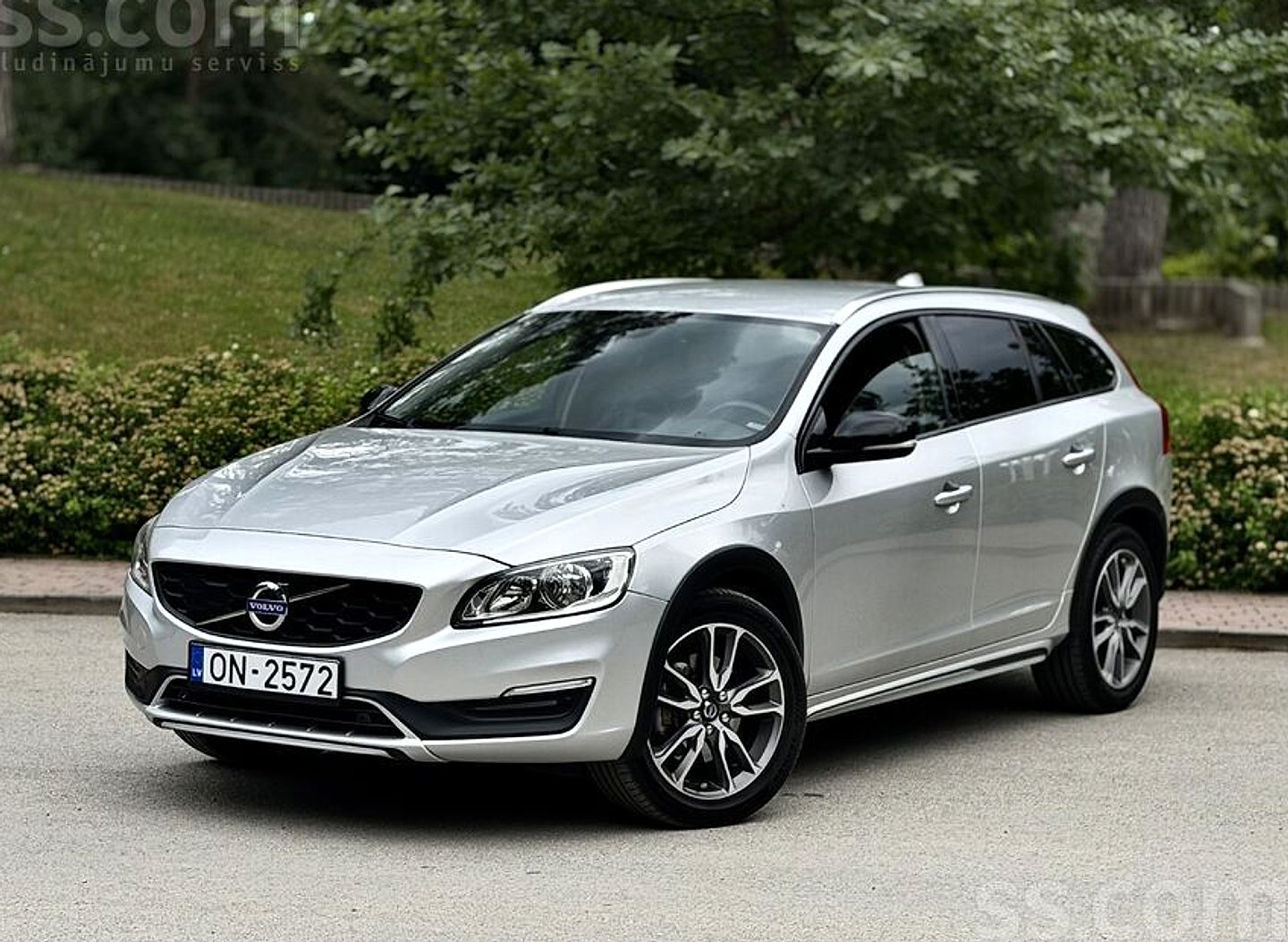 Volvo V60, 2016. gads
