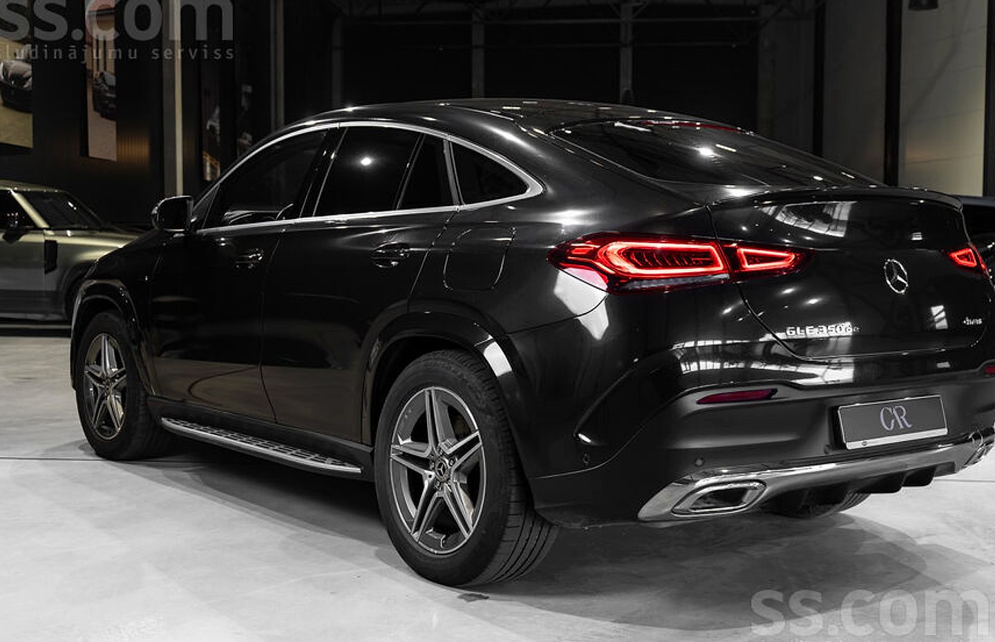 Mercedes-Benz GLE 350 — foto 6