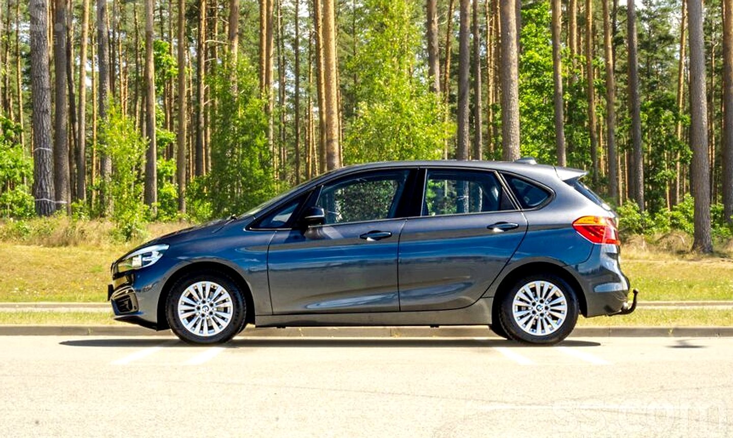 BMW 218 — foto 5