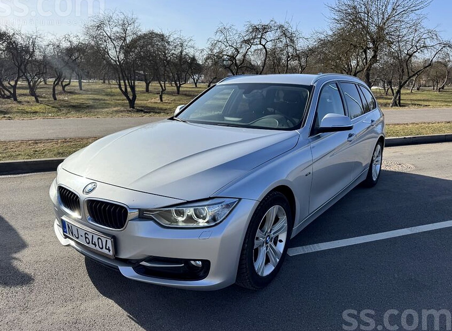 BMW 320 — foto 6