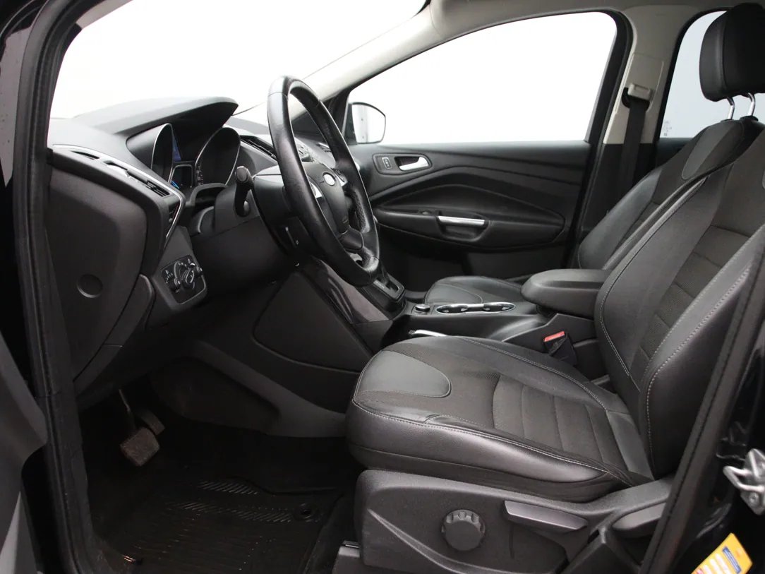 Ford Kuga — foto 5