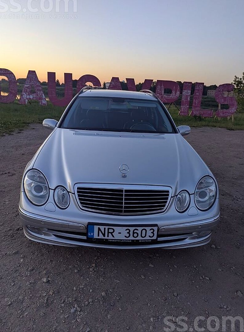 Mercedes-Benz E220 — foto 2