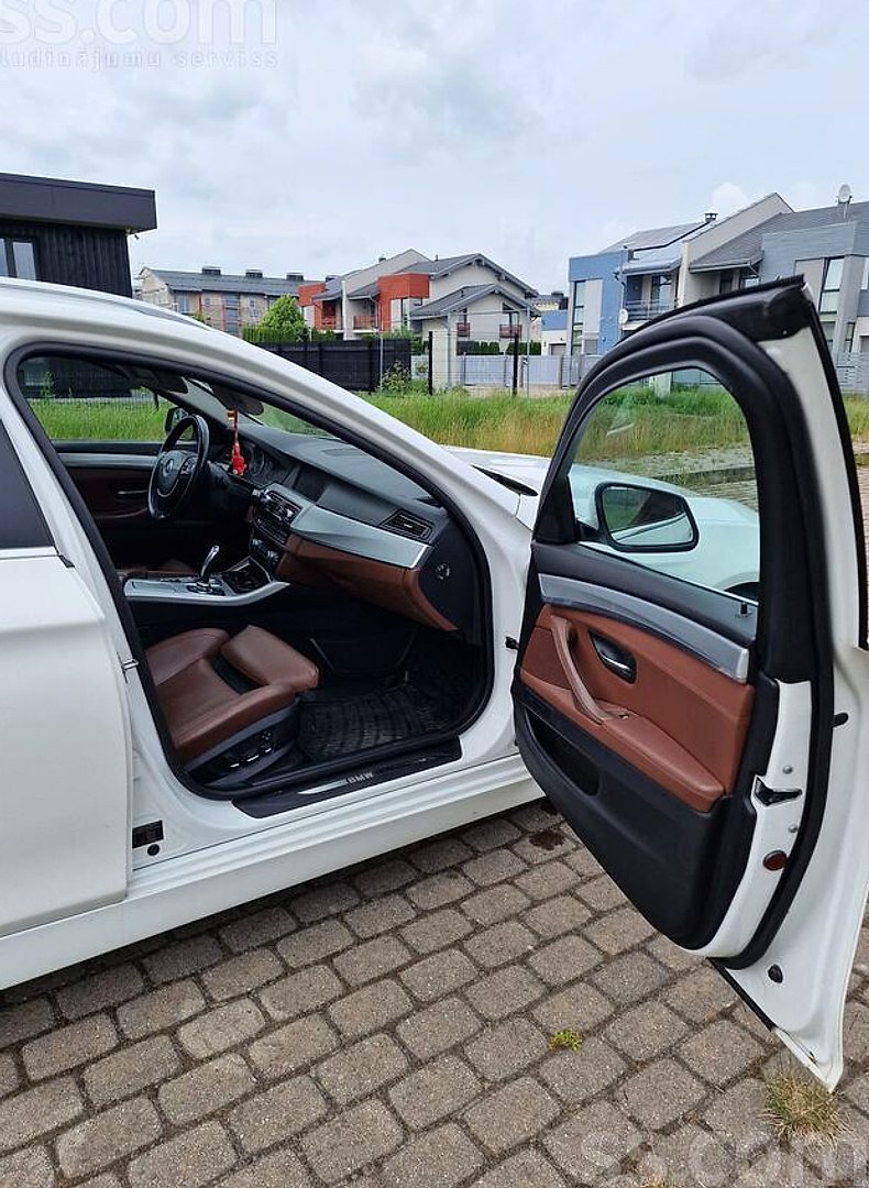 BMW 523 — foto 5