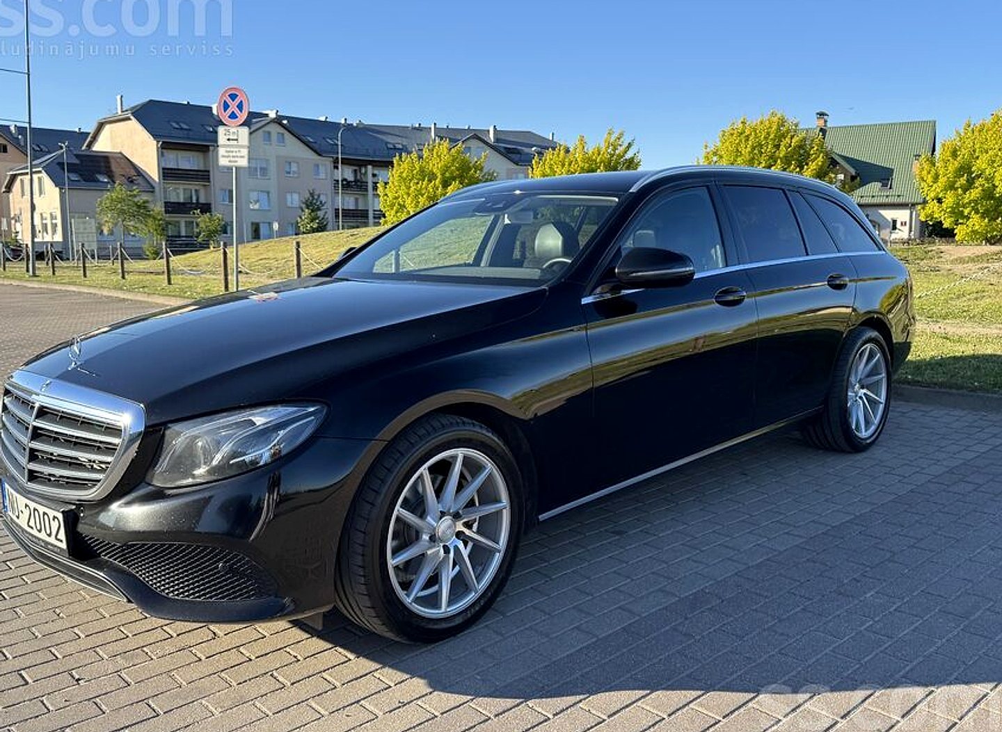 Mercedes-Benz E220 — foto 5
