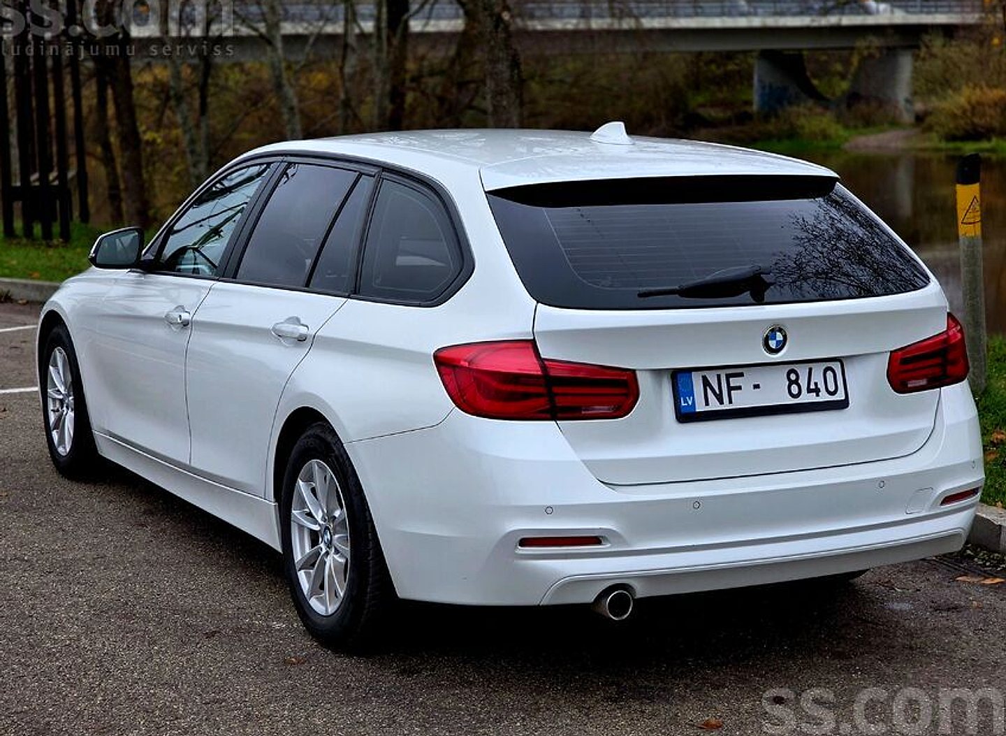 BMW 318 — foto 3