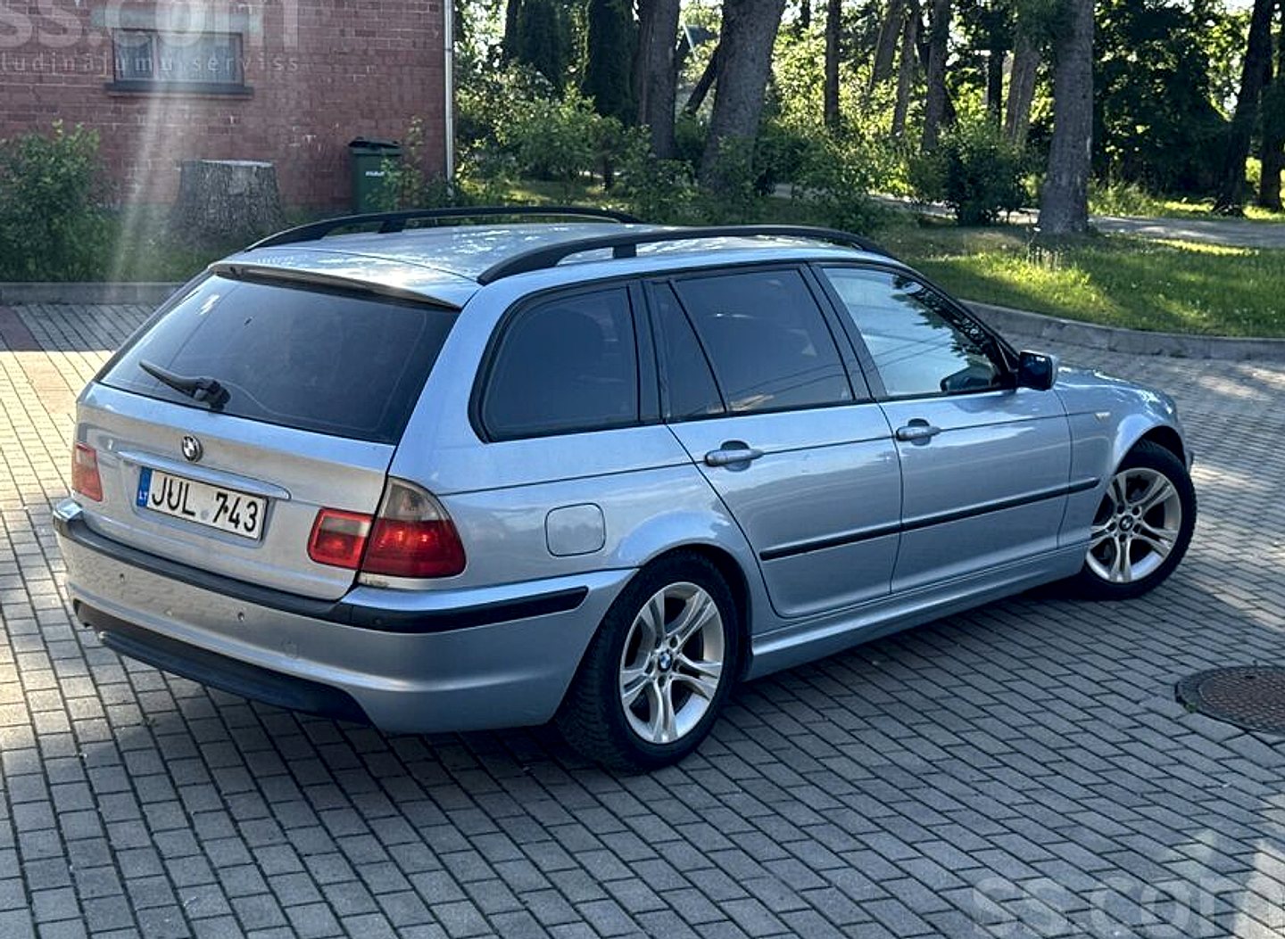 BMW 320 — foto 3