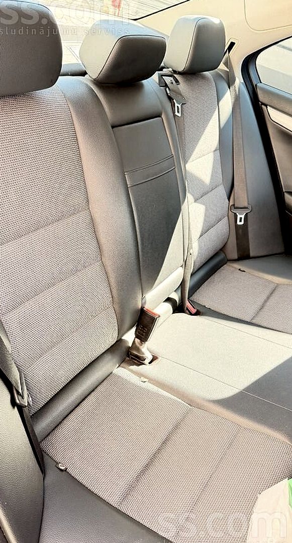 Mercedes-Benz C220 — foto 3
