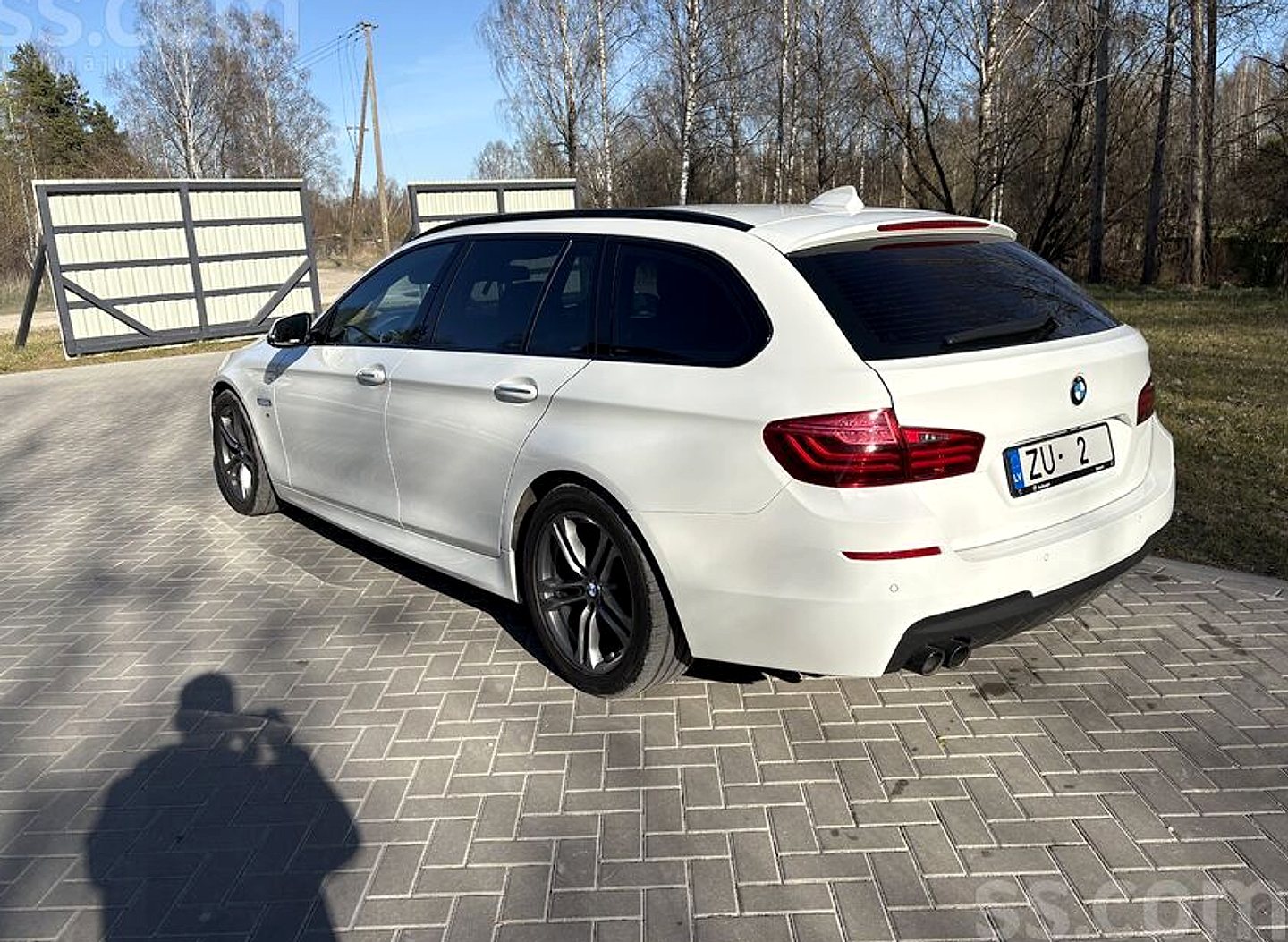 BMW 525 — foto 2