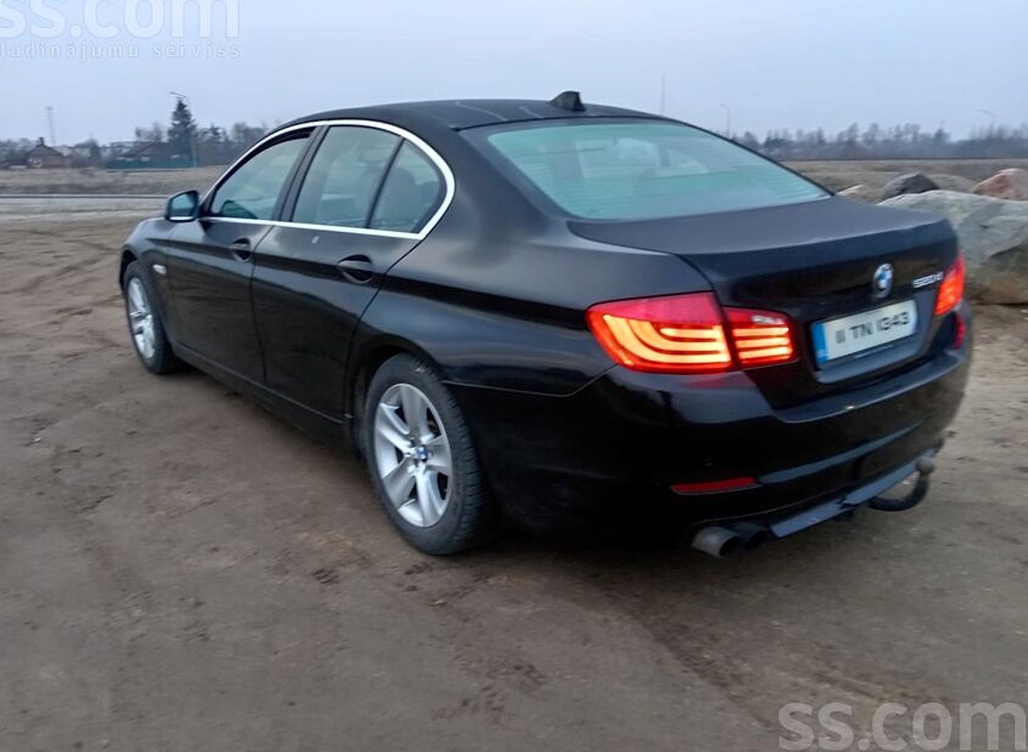 BMW 520 — foto 2