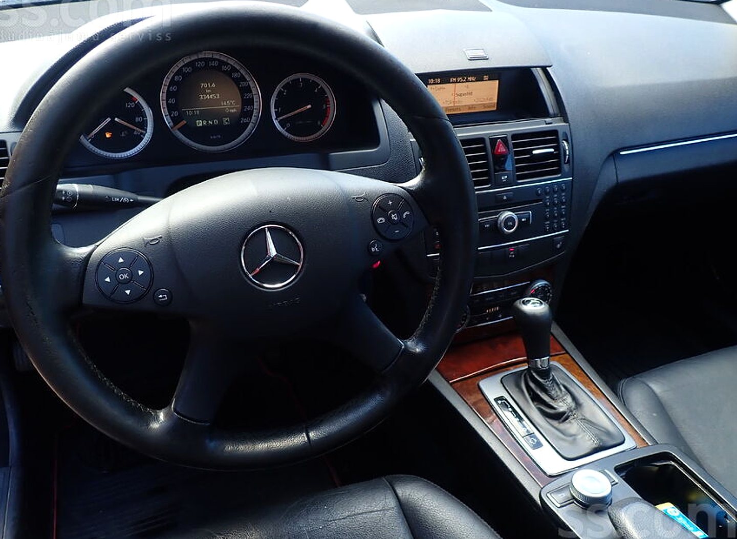 Mercedes-Benz C320 — foto 6