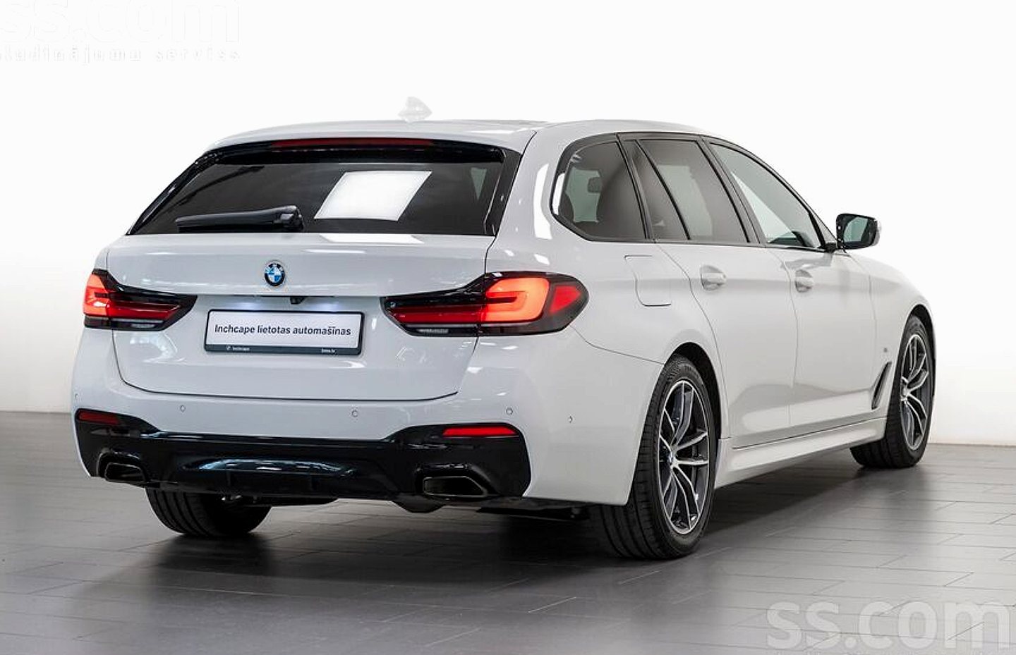 BMW 520 — foto 4