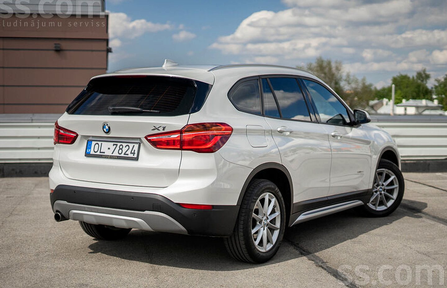 BMW X1 — foto 5