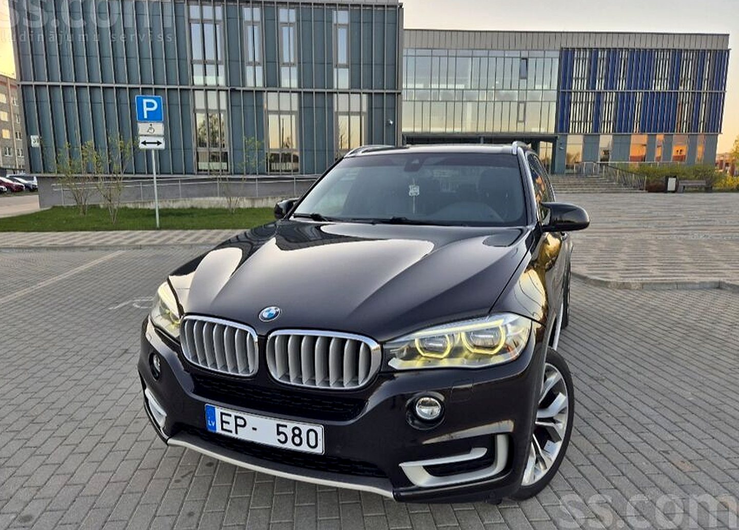 BMW X5 — foto 3
