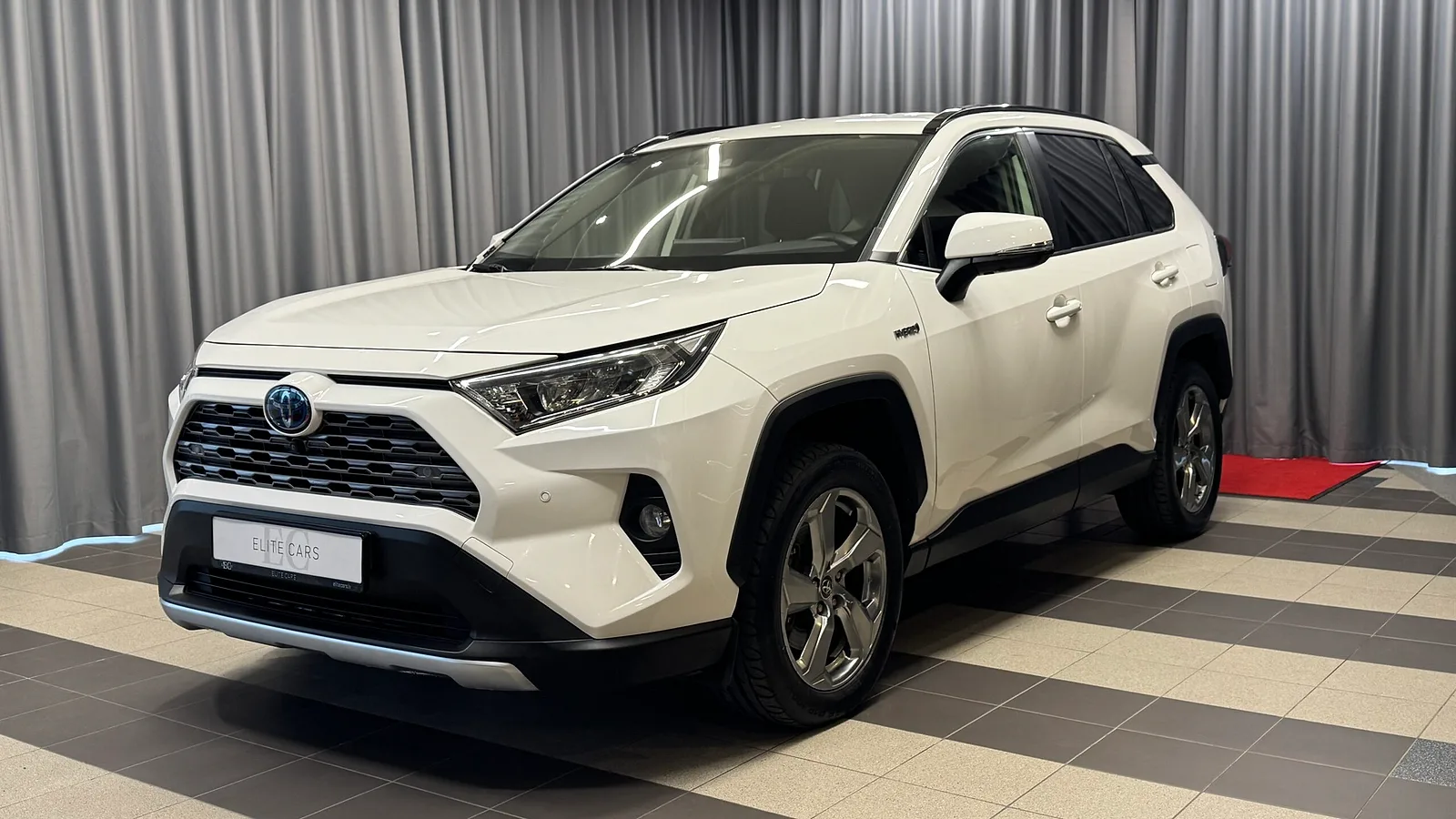 Toyota Rav4, 2020. gads