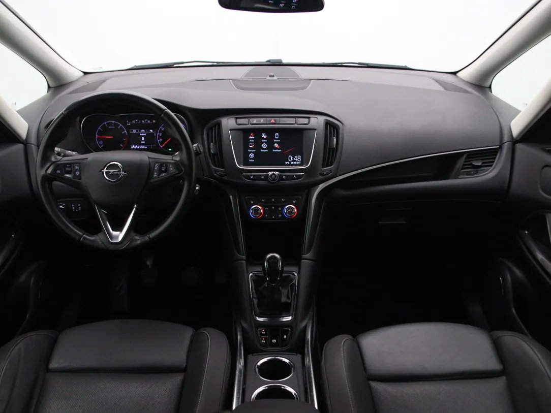 Opel Zafira Tourer — foto 3