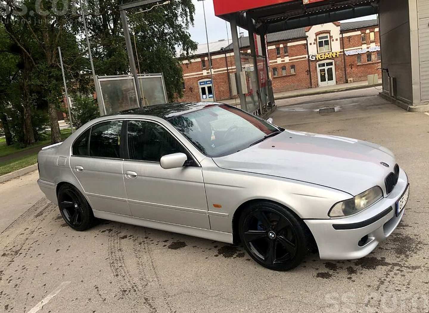 BMW 530 — foto 2