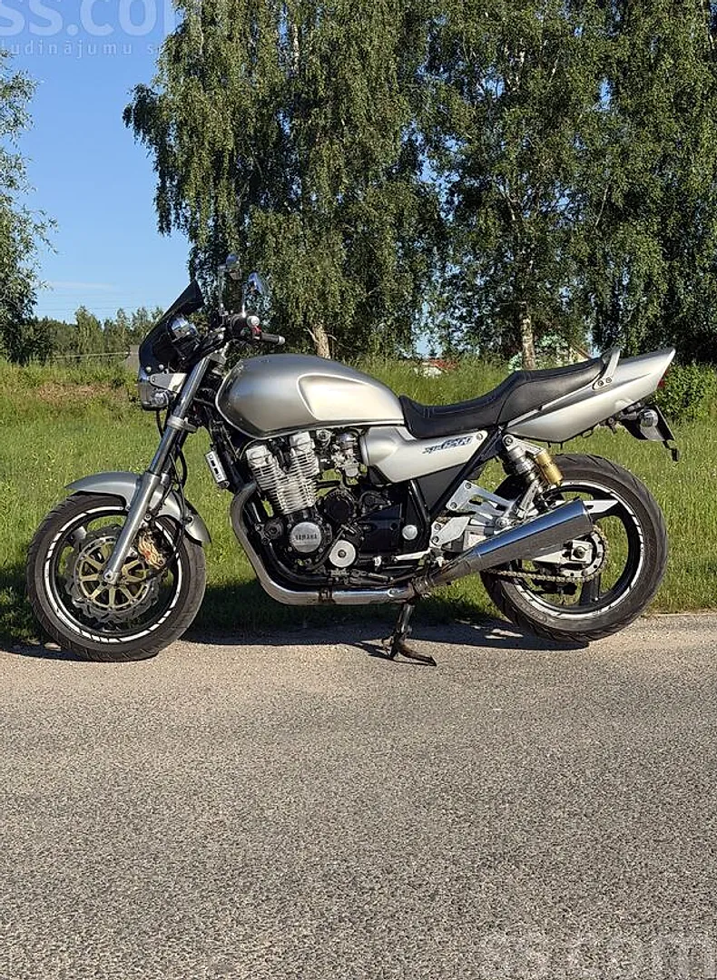 Yamaha Xjr1200